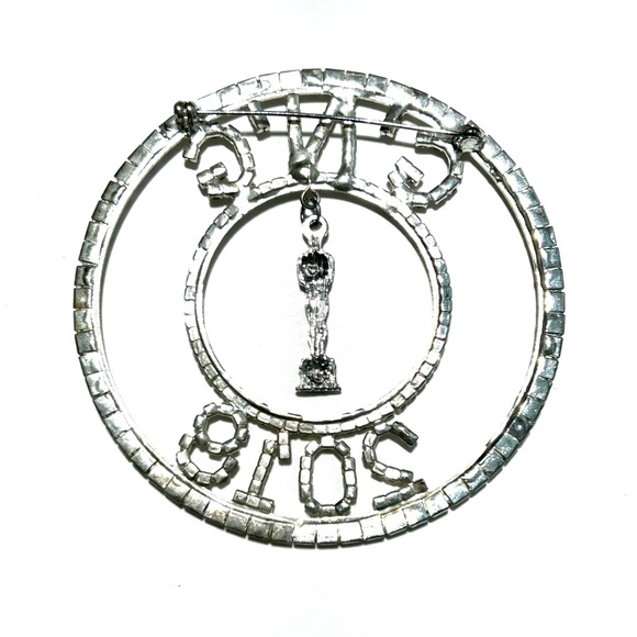 Rhinestone Glitz N Glam GNG Beauty Pageant 2018 Brooch Pin Miss Mrs Kerala India - Picture 5 of 13